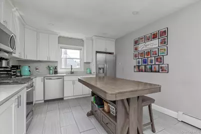 4 Lido Parkway, Lindenhurst, NY 11757 - Photo 7