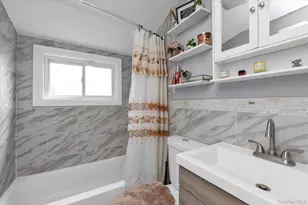 4 Lido Pkwy, Lindenhurst, NY 11757 - Photo 15