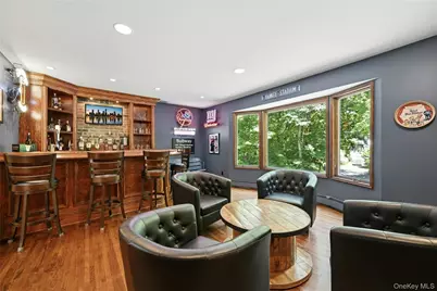28 Maplewood Drive, Northport, NY 11768 - Photo 5