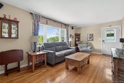19 Ivy Cliff Road, Campbell Hall, NY 10916 - Photo 3