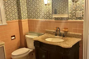 35 Hanson Pl, Malverne, NY 11565 - Photo 29