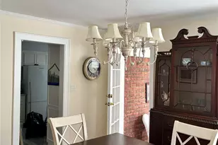 35 Hanson Pl, Malverne, NY 11565 - Photo 13