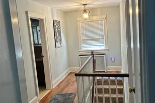 35 Hanson Pl, Malverne, NY 11565 - Photo 23