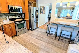 35 E Jackson Ave E, Babylon, NY 11702 - Photo 5