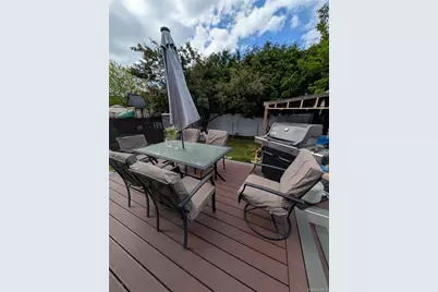 35 E Jackson Avenue E, Babylon, NY 11702 - Photo 11