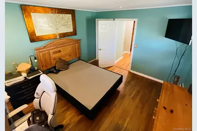 35 E Jackson Avenue E, Babylon, NY 11702 - Photo 25