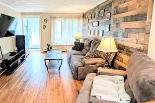 35 E Jackson Ave E, Babylon, NY 11702 - Photo 7
