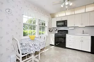 287 Parkside Dr, Suffern, NY 10901 - Photo 9