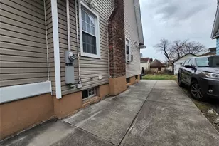 196-14 104th Ave, Saint Albans, NY 11412 - Photo 3