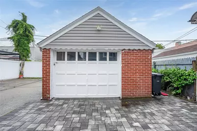 10327 109th Street, Richmond Hill, NY 11419 - Photo 5