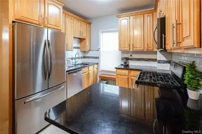 10327 109th Street, Richmond Hill, NY 11419 - Photo 25
