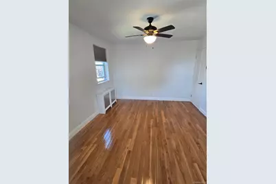 7058 260th Street #15H42, Glen Oaks, NY 11004 - Photo 7