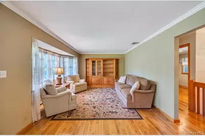 8 Camille Lane, Holbrook, NY 11741 - Photo 11
