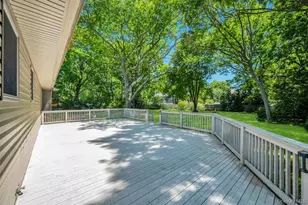 8 Camille Ln, Holbrook, NY 11741 - Photo 9