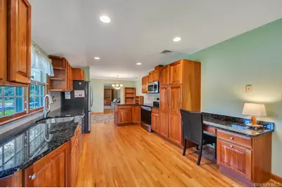 8 Camille Lane, Holbrook, NY 11741 - Photo 21
