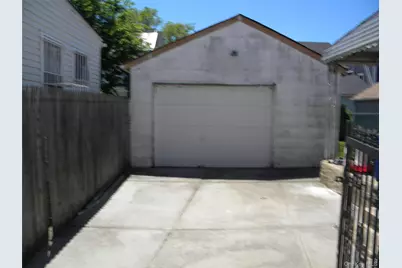 24126 86th Road, Bellerose, NY 11426 - Photo 35