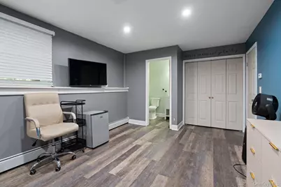 53 Carriage Hill Lane, Poughkeepsie, NY 12603 - Photo 23
