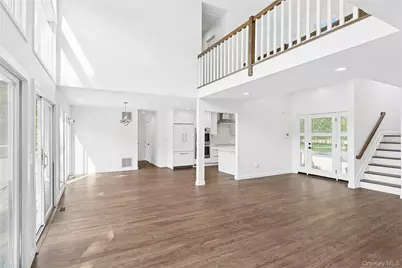 133 Old Country Road, East Quogue, NY 11942 - Photo 5
