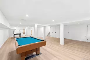 133 Old Country Rd, East Quogue, NY 11942 - Photo 15