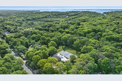 133 Old Country Road, East Quogue, NY 11942 - Photo 21