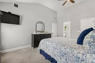 634 Myrtle Ave, West Islip, NY 11795 - Photo 13