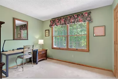 7 Huntington Connecticut Lane, New Fairfield, CT 06812 - Photo 33