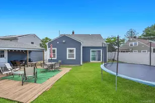 8 Lilac Ln, Levittown, NY 11756 - Photo 27