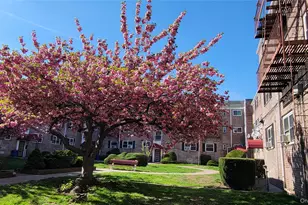 66-10 111th St, Forest Hills, NY 11375 - Photo 13