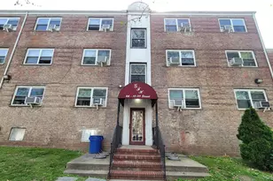 66-10 111th St, Forest Hills, NY 11375 - Photo 17