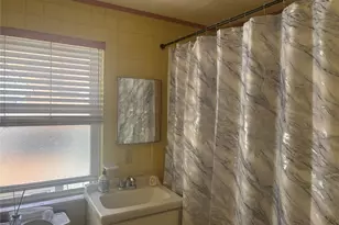 93-39 Springfield Blvd, Queens Village, NY 11428 - Photo 17