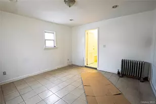 109-40 175th St, Jamaica, NY 11433 - Photo 17