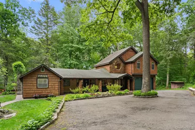 25 Cabin Ridge Road, Chappaqua, NY 10514 - Photo 3