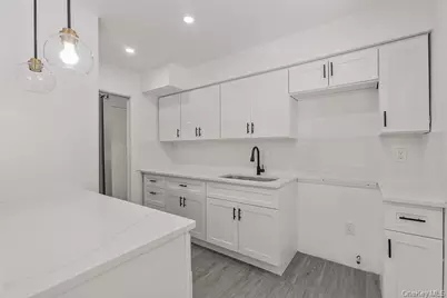 31 Amarillo Drive, Nanuet, NY 10954 - Photo 9