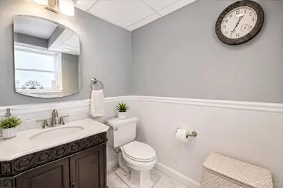 118 Ledgewood Drive, Smithtown, NY 11787 - Photo 35