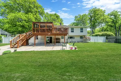 118 Ledgewood Drive, Smithtown, NY 11787 - Photo 5