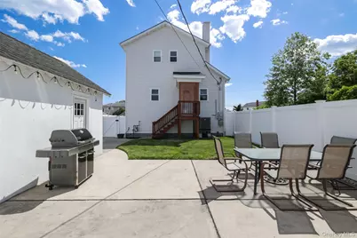 1025 Knickerbocker Road, Island Park, NY 11558 - Photo 23