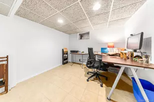 83-18 164th St, Jamaica, NY 11432 - Photo 25