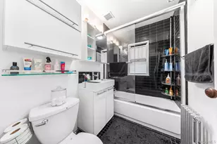 83-18 164th St, Jamaica, NY 11432 - Photo 11
