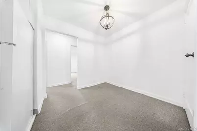 8318 164 Street, Jamaica, NY 11432 - Photo 19