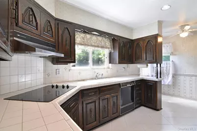 73 Lincoln Avenue, Yonkers, NY 10704 - Photo 9