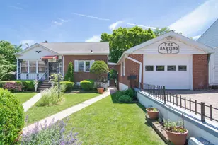 73 Lincoln Ave, Yonkers, NY 10704 - Photo 27