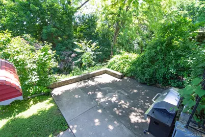 73 Lincoln Avenue, Yonkers, NY 10704 - Photo 35