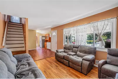 117 Timberline Drive, Brentwood, NY 11717 - Photo 5