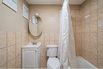 117 Timberline Drive, Brentwood, NY 11717 - Photo 7