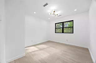 157-03 Locke Ave, Whitestone, NY 11357 - Photo 17