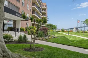 162-21 Powells Cove Blvd, Whitestone, NY 11357 - Photo 29