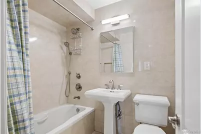 162-21 Powells Cove Boulevard #2R, Whitestone, NY 11357 - Photo 15