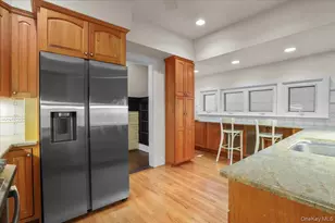 625 Lorraine St, Mamaroneck, NY 10543 - Photo 5