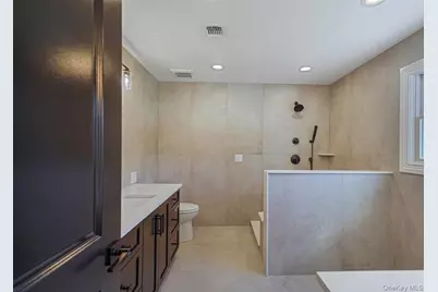66 Euclid Avenue, Massapequa, NY 11758 - Photo 5