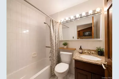 130-14 60th Avenue #2E, Flushing, NY 11355 - Photo 5